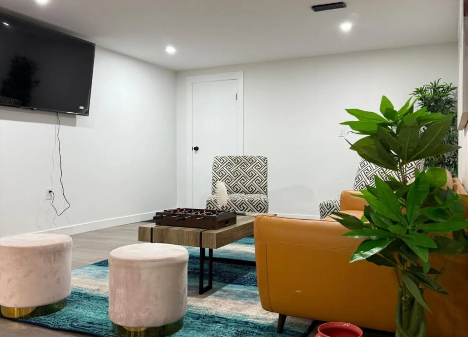 The Guest House West Edmonton Mall Villa